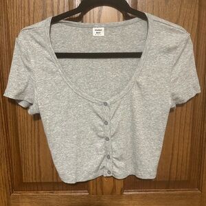 Aritzia’s Sunday Best Gray Crop T-Shirt